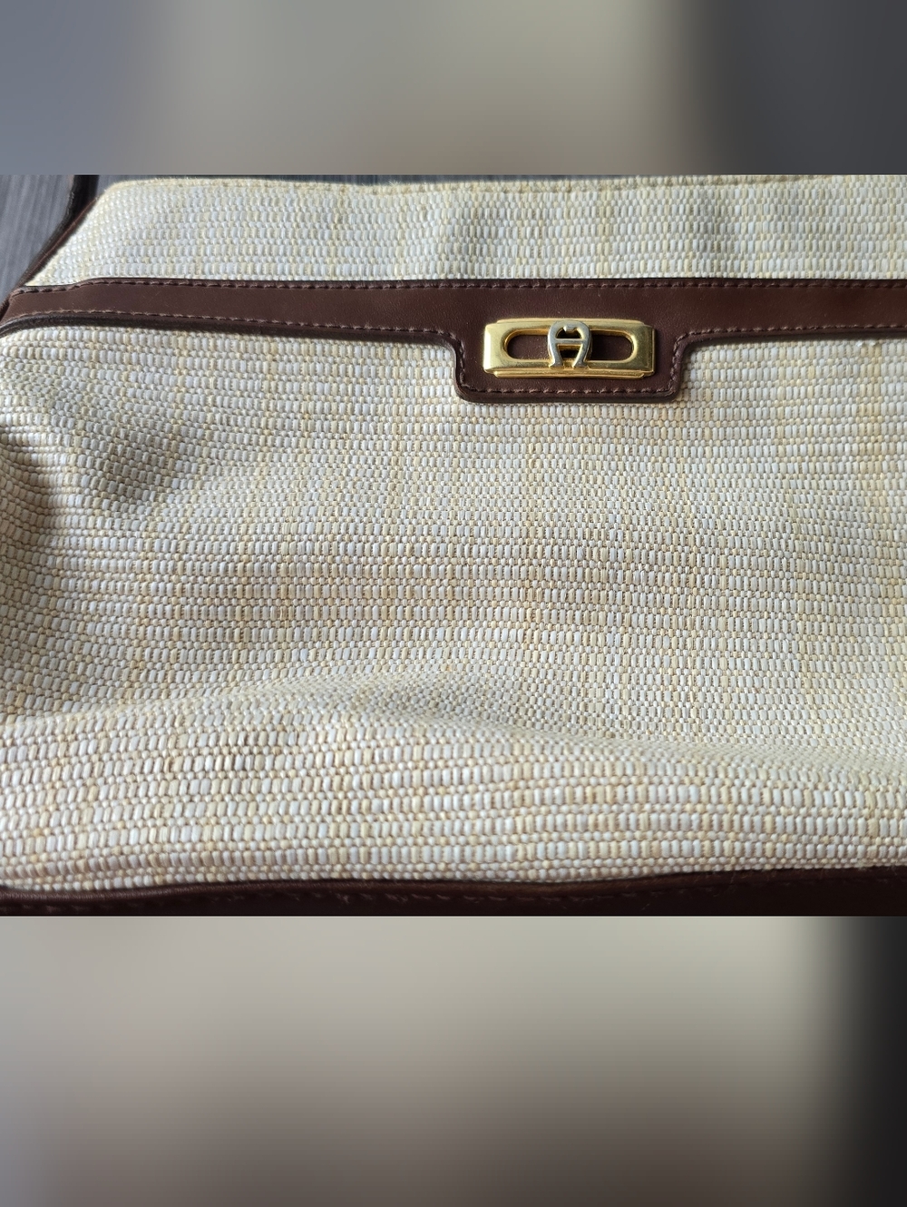 Etienne Aigner Woven Shoulder Bag Ivory Brown Manmade Trim Gold Turn Lock Vtg - Picture 5 of 13